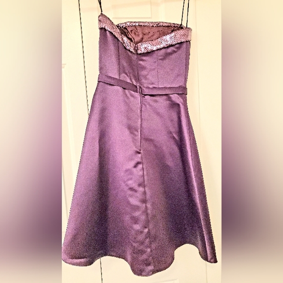 NEW Purple strapless dress - Picture 2 of 2